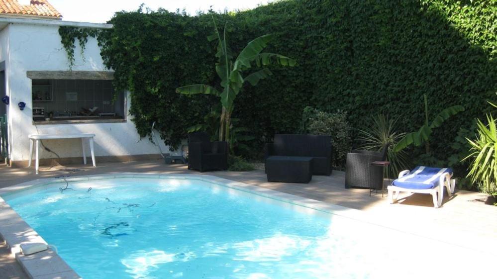 Chambre Seville - Mas Saint-Louis - Piscine Chauffee Aigues-Mortes Esterno foto
