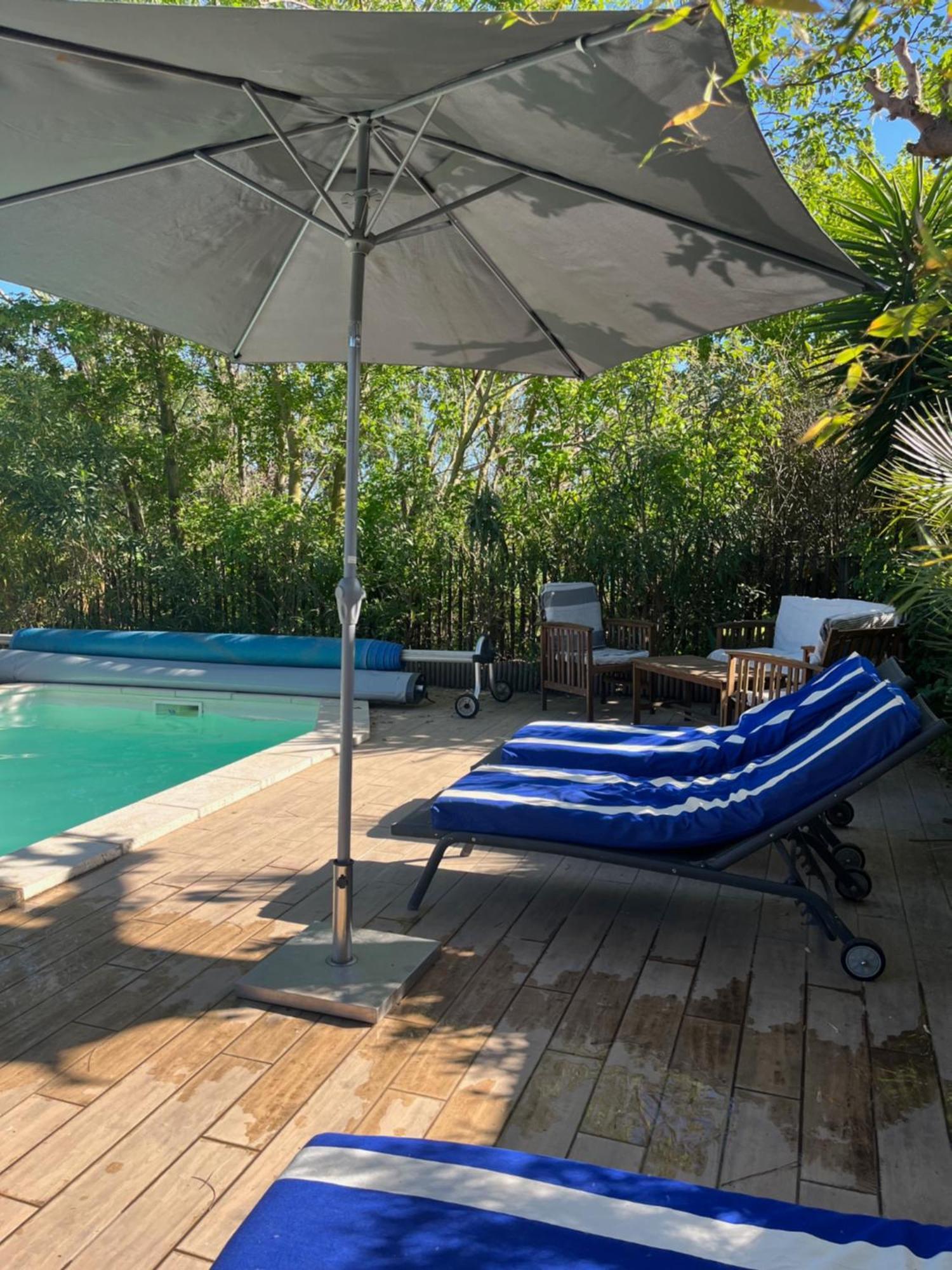 Chambre Seville - Mas Saint-Louis - Piscine Chauffee Aigues-Mortes Esterno foto