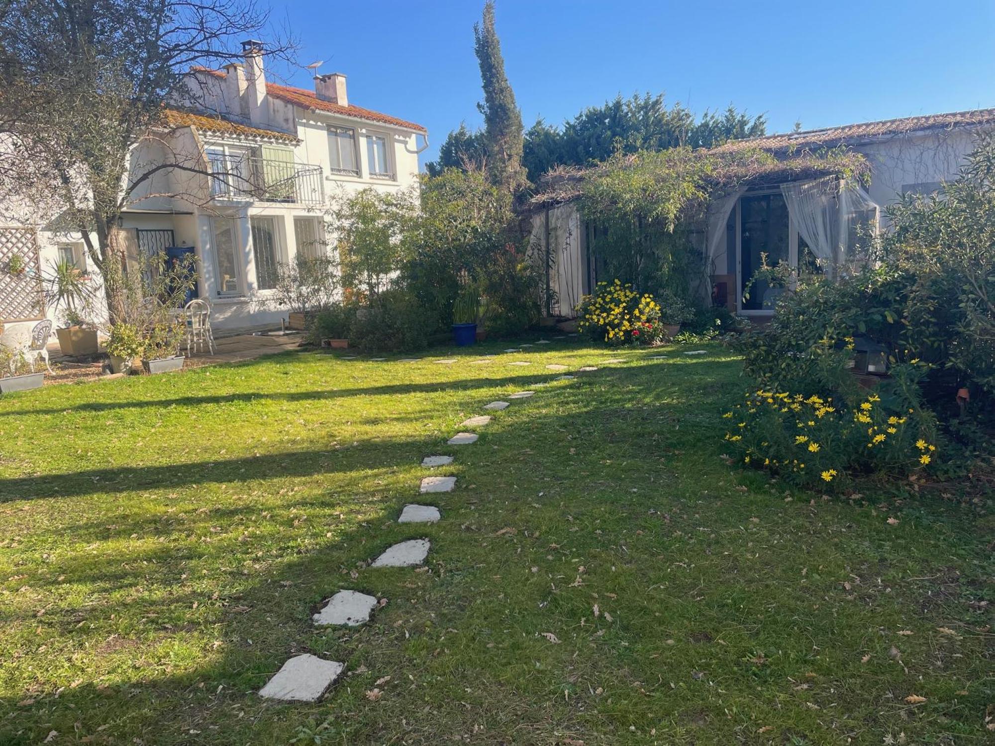 Chambre Seville - Mas Saint-Louis - Piscine Chauffee Aigues-Mortes Esterno foto